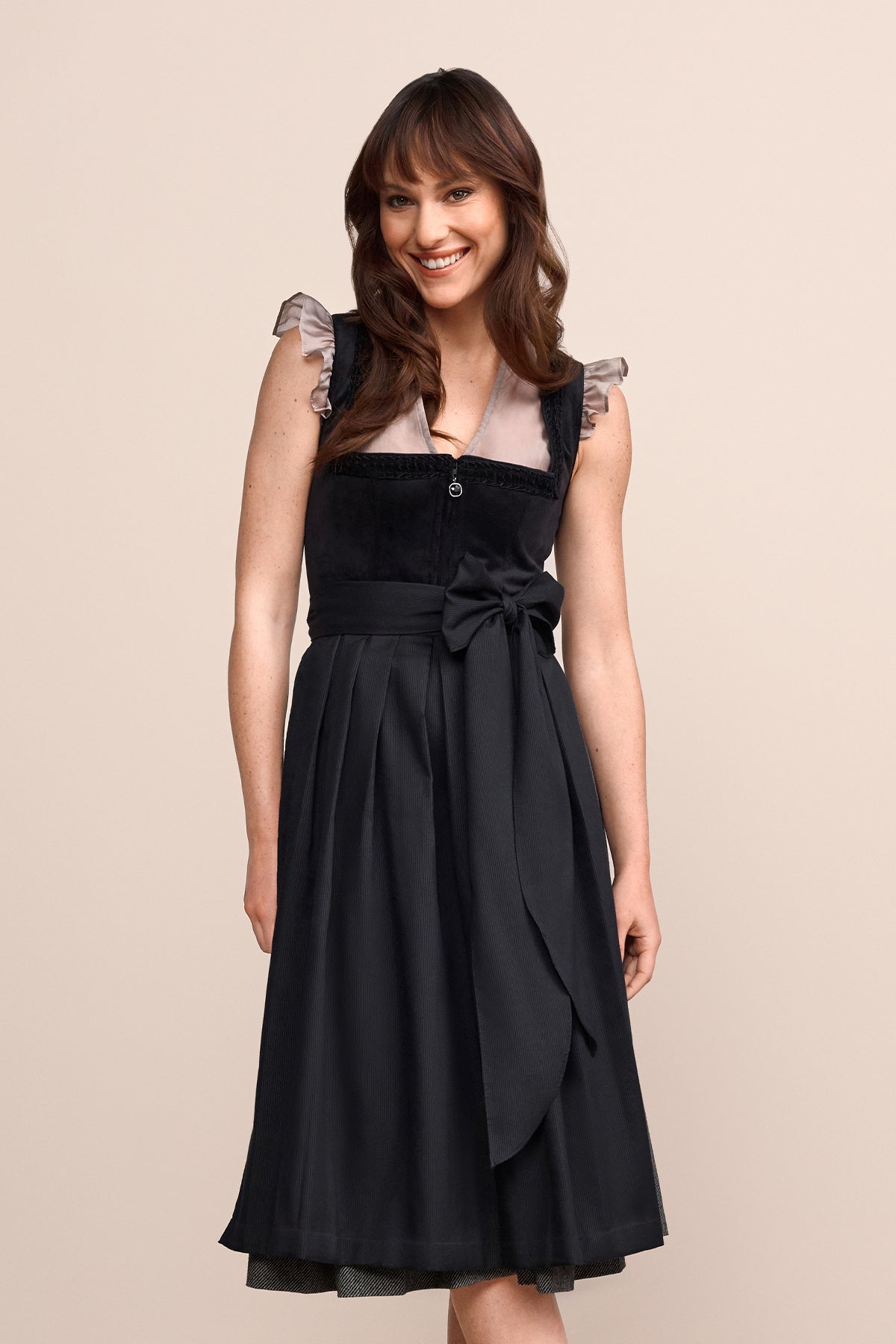 Dirndl Velia in schwarz