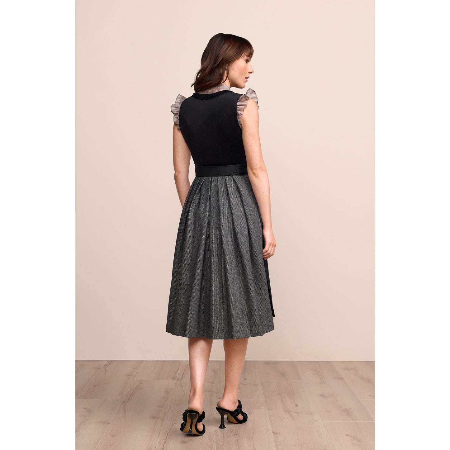 Dirndl Velia in schwarz