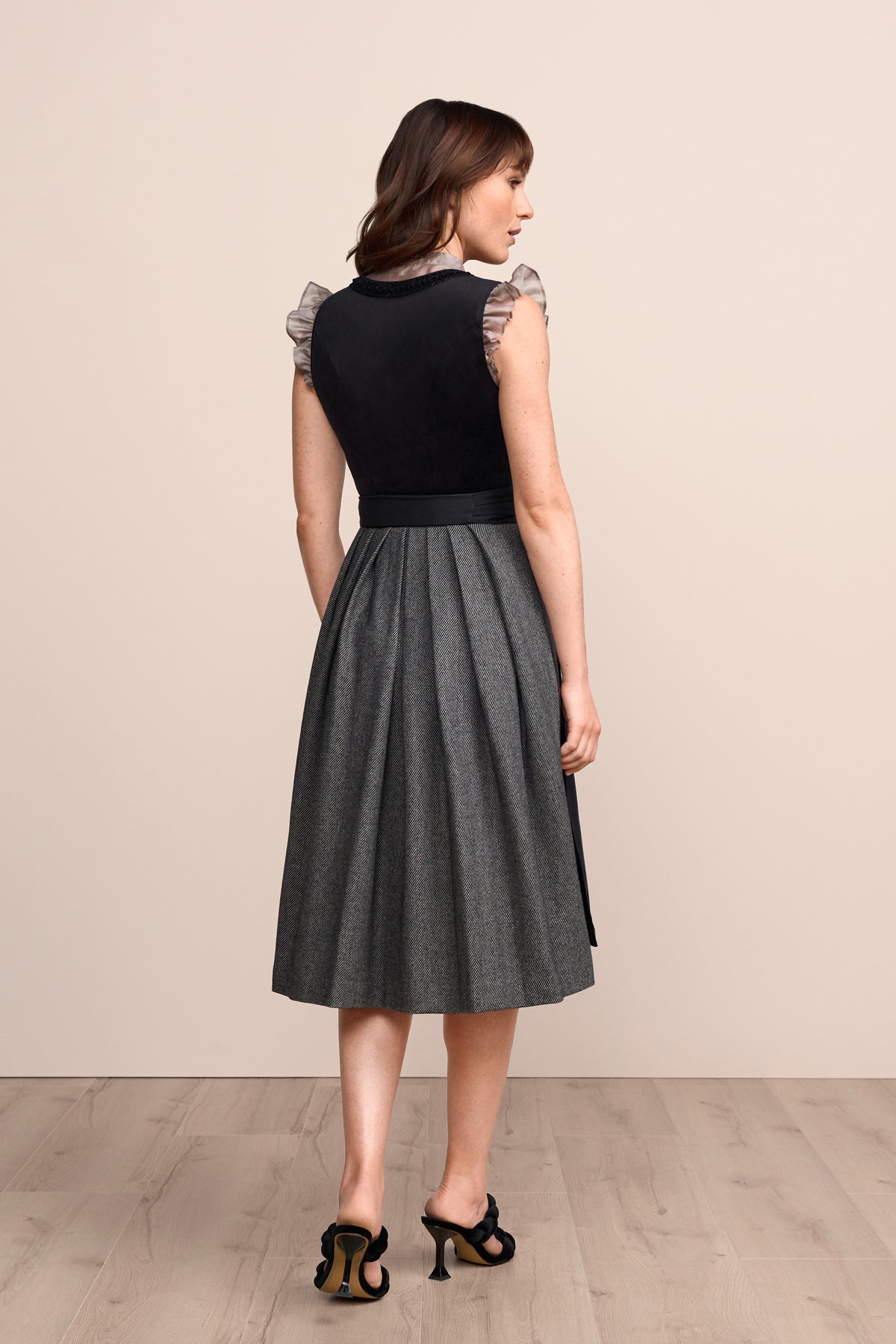 Dirndl Velia in schwarz