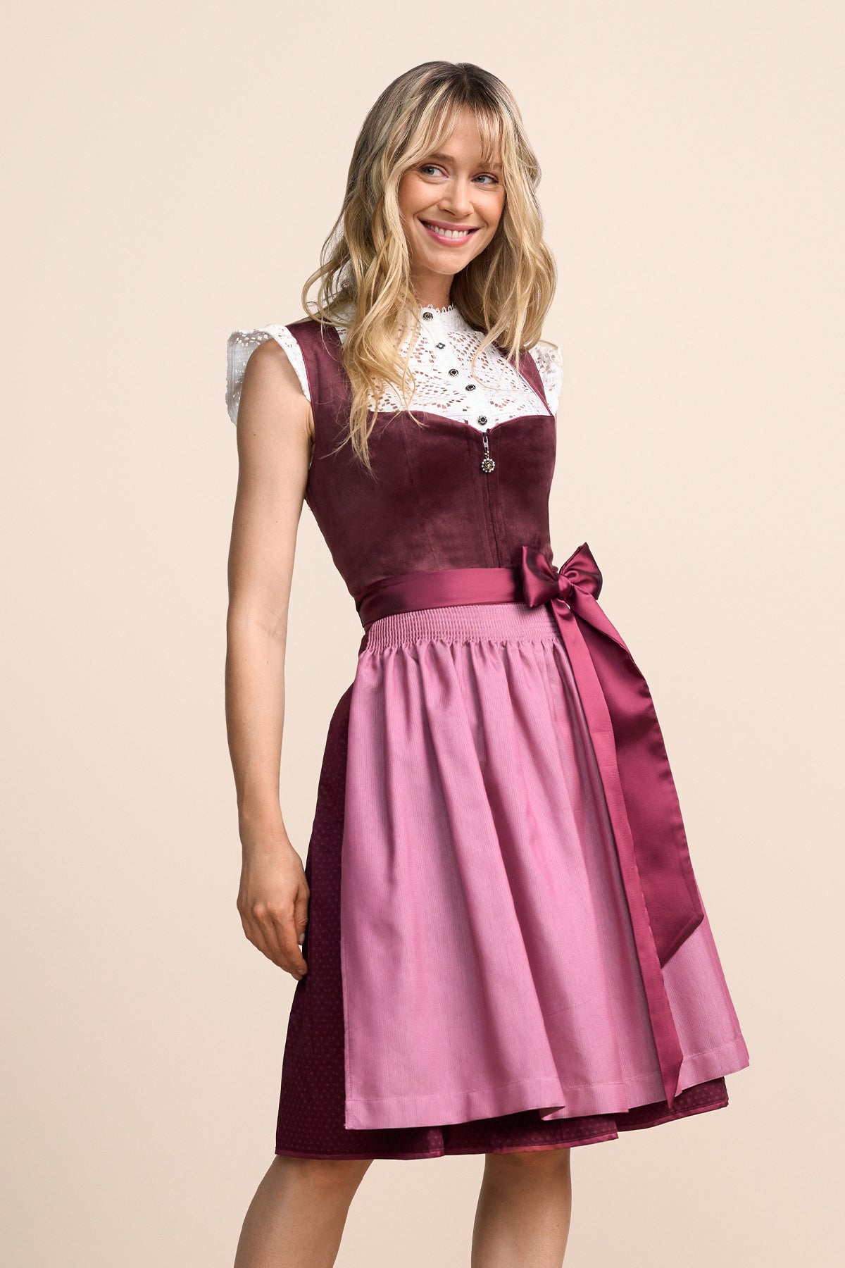 Dirndl Royce in bordeaux