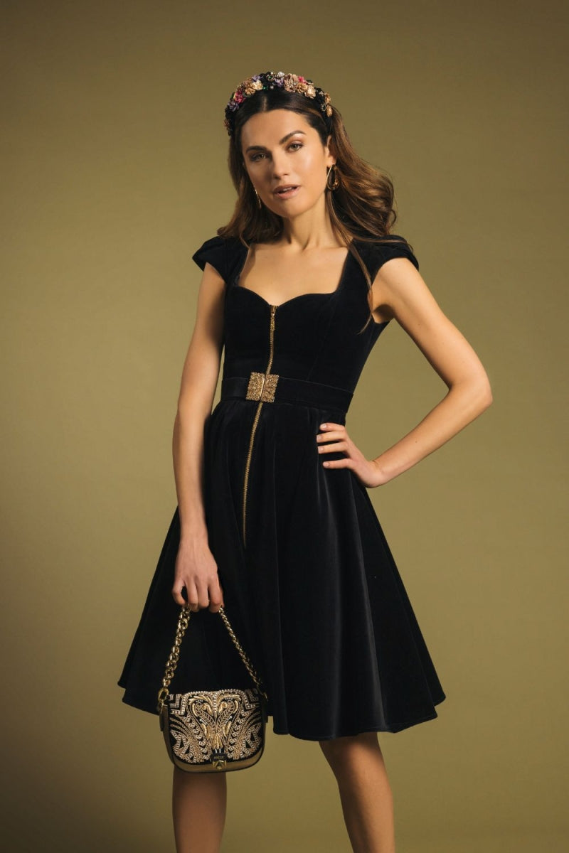 Grazia in schwarz
