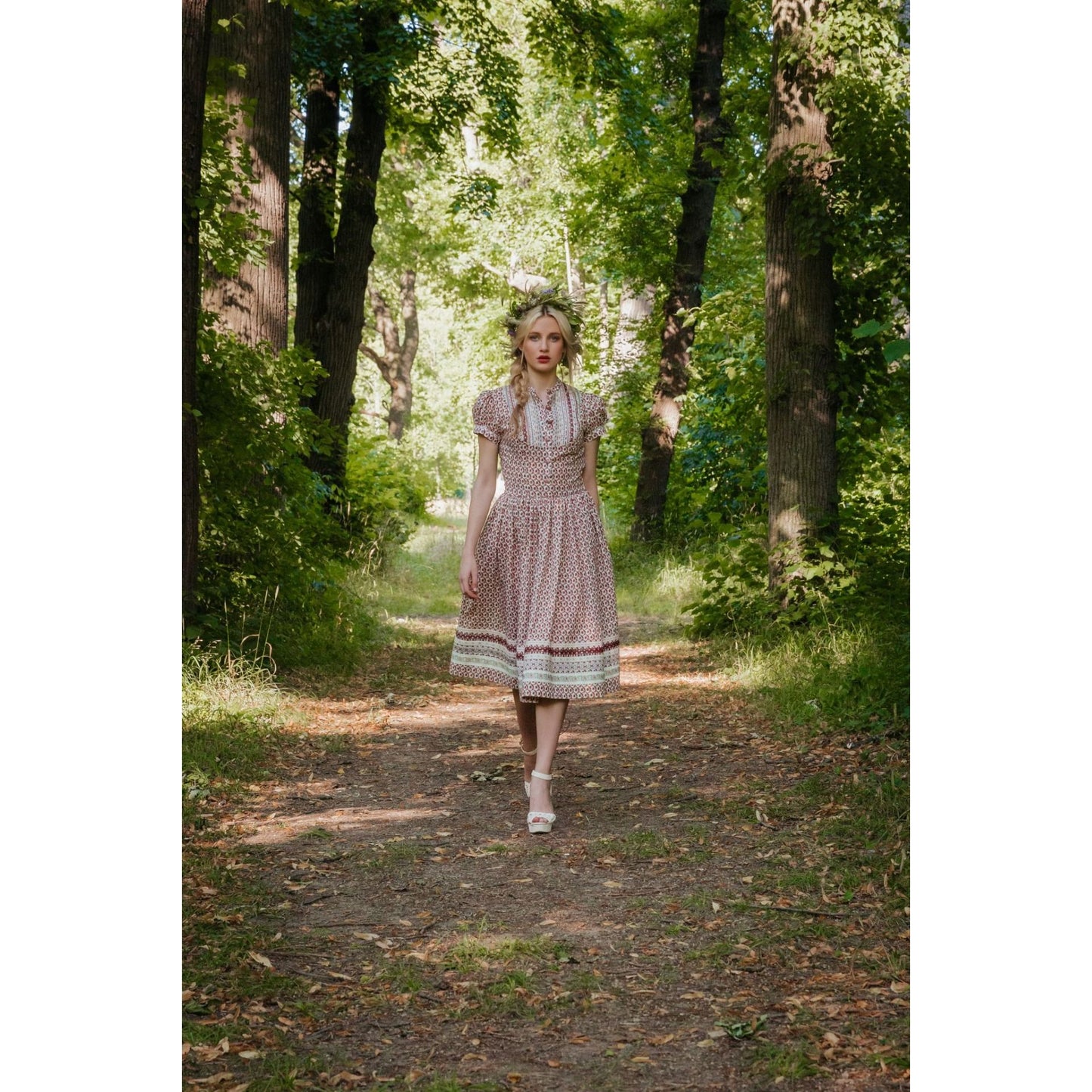 Gretl Kleid Blumenstrauß