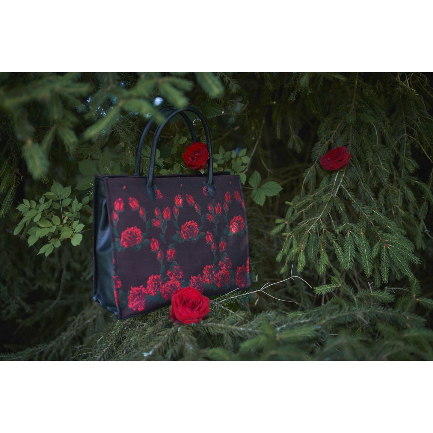 Tasche 12W940RT in schwarz/rot