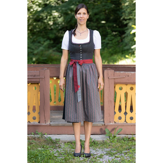 Tiroler Dirndl "Die Cornelia"