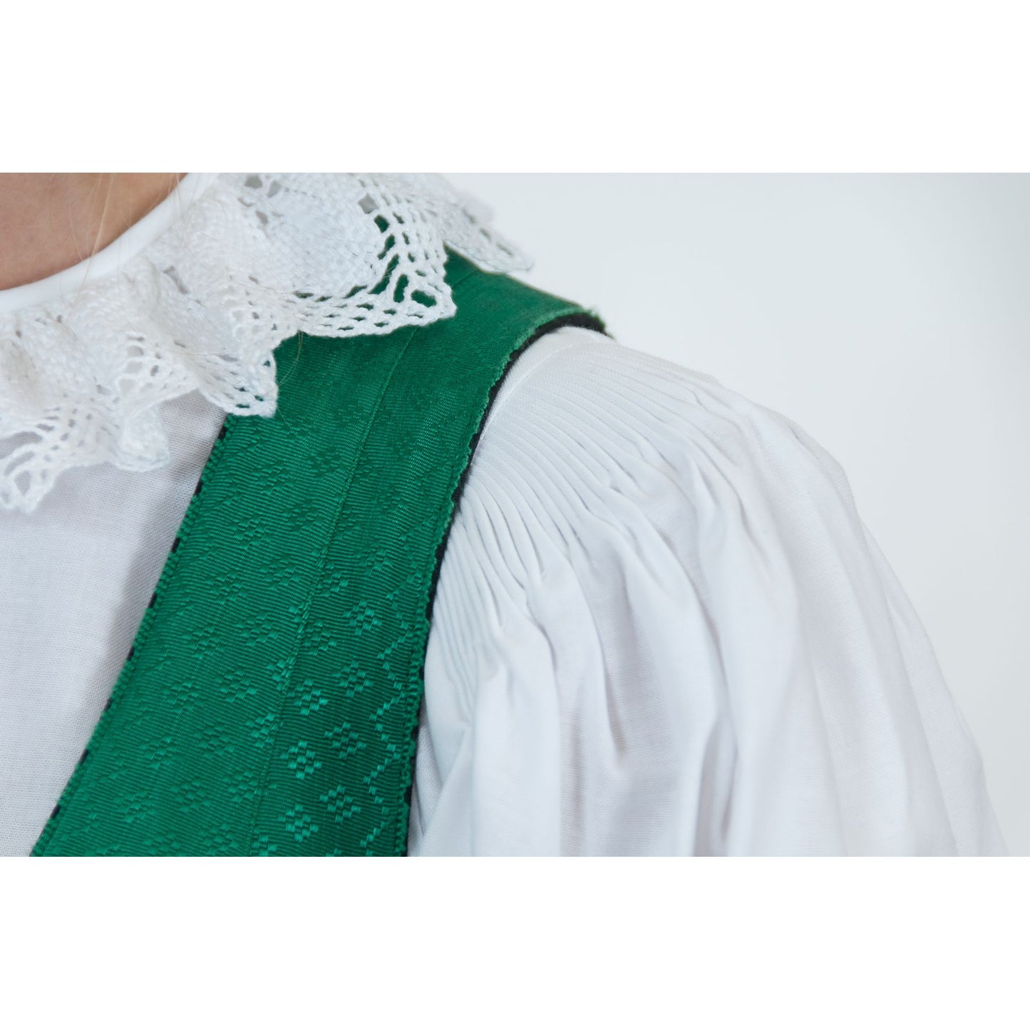 DB70711 - Dirndlbluse für Originaltrachten