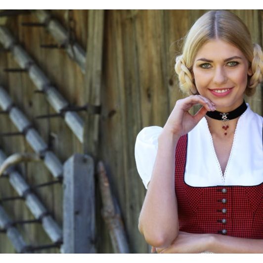 Junges Pinzgauer Dirndl - Wenger "Hoamat" Kollektion