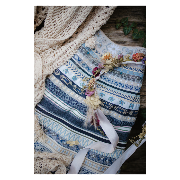 Classic Bänderrock Bächlein von Lena Hoschek