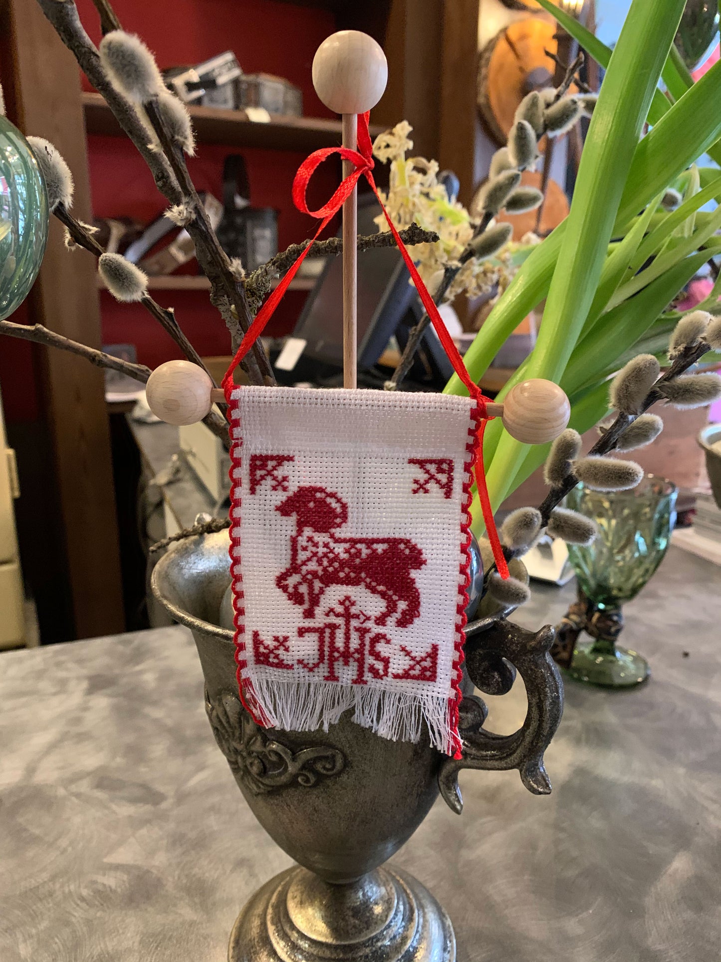 Osterfahne - Handarbeit von Familie Rauscher