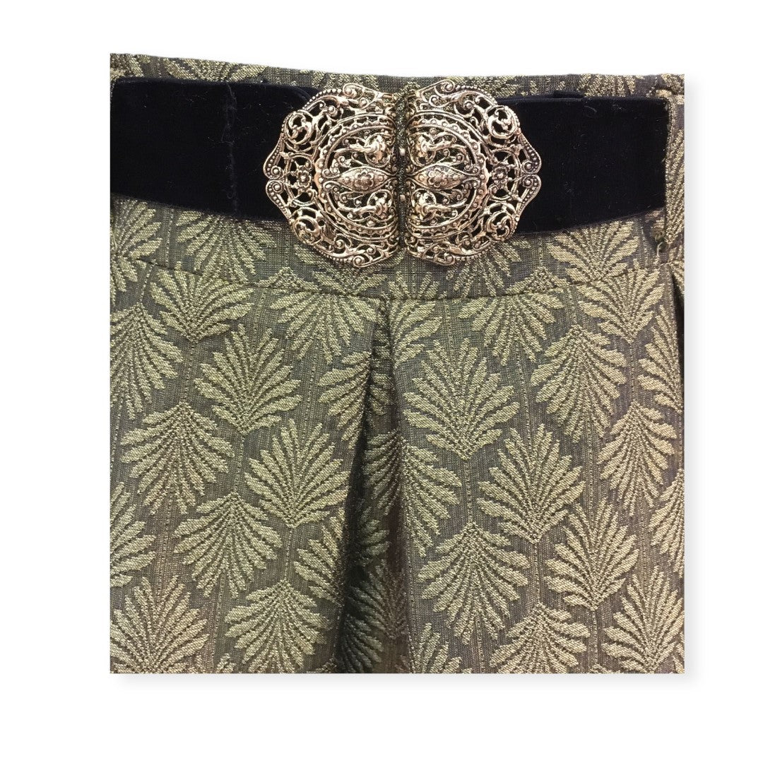 Rock Camille in olive