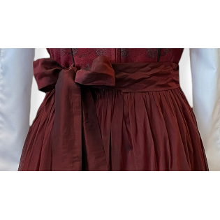 Tirol x Hedwig Rauscher Kollektion - Dirndl Therese in rot