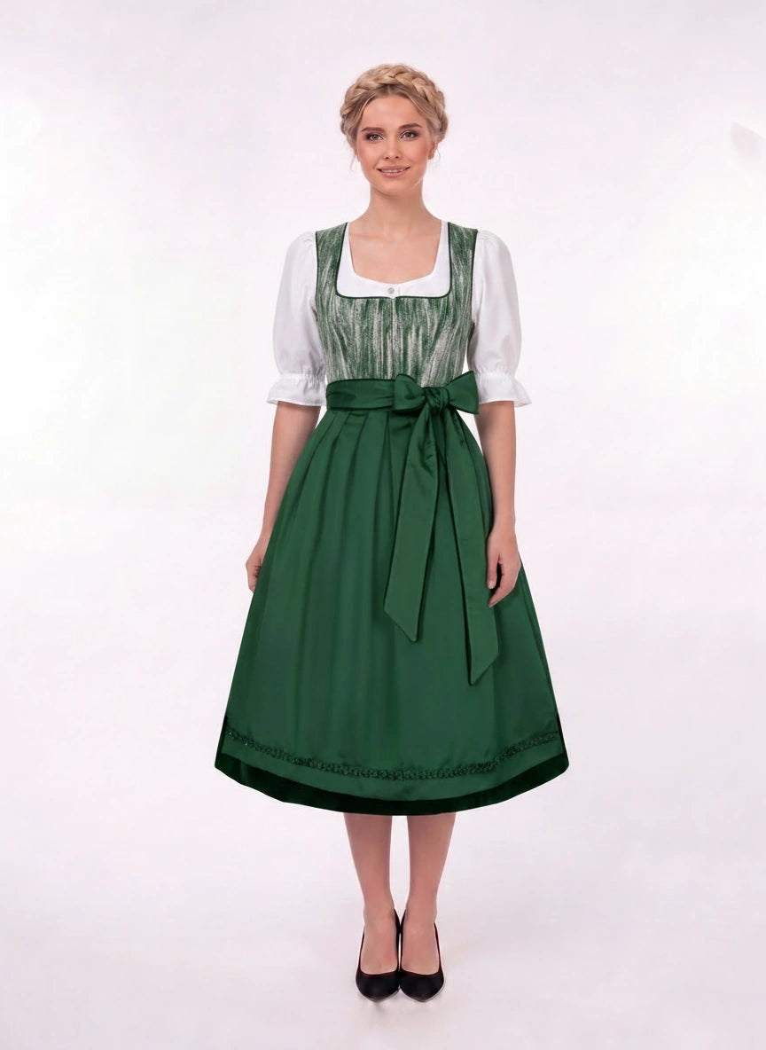 Dirndl cheeky lass