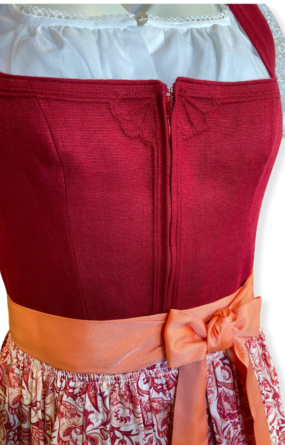 Dirndl Rommy in rot
